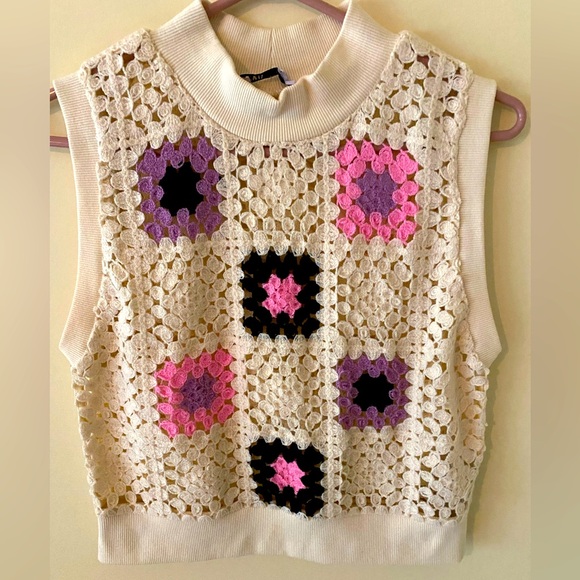Crochet knit sleevless Zara top - Picture 1 of 4
